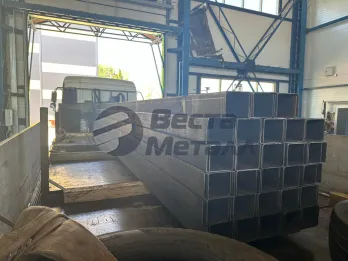 Труба профильная квадратная 300х300х8